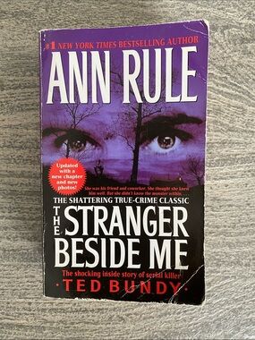 The Stranger Beside Me - Ann Rule
